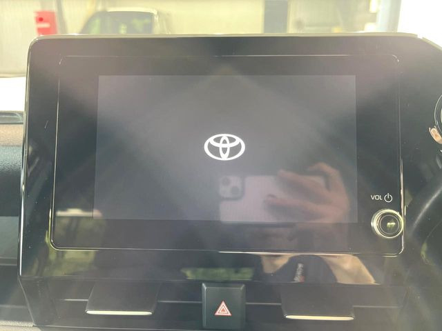 【8インチ ディスプレイオーディオ】大画面のディスプレイはAppleCarPlayやAndroidAutoが利用可能。大きな画面でスマホナビアプリ等が利用いただけます♪