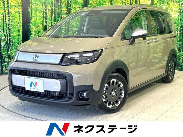 フリード(ホンダ) 1.5 e:HEV クロスター 中古車画像