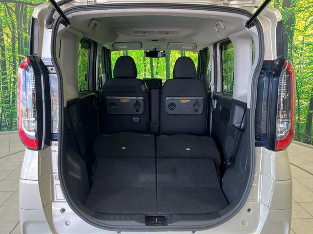 普段のお買い物や通勤、送迎等に十分な荷室スペースを確保しております。セカンドシートを倒すと、大きな荷物の積載も可能です♪