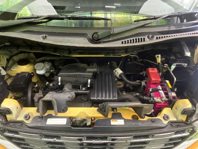 親切・丁寧な専門メカニックスタッフが応対!・車検・点検整備・事故等の修理などアフターサービスも安心。お車のカスタマイズもネクステージのサービススタッフまでご相談ください!