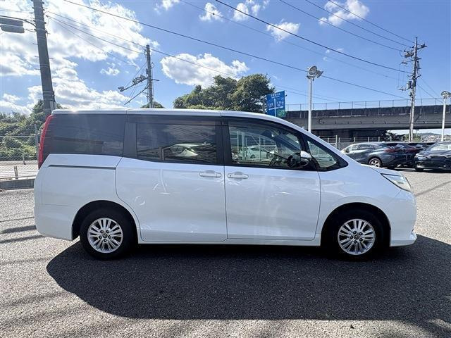 ご来店出来ないお客様、同業者様への販売はお断りさせていただきます。車検無し車両の場合は、車検を取得したお支払い総額で表示しております。