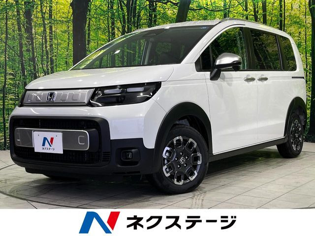 フリード(ホンダ) 1.5 e:HEV クロスター 中古車画像