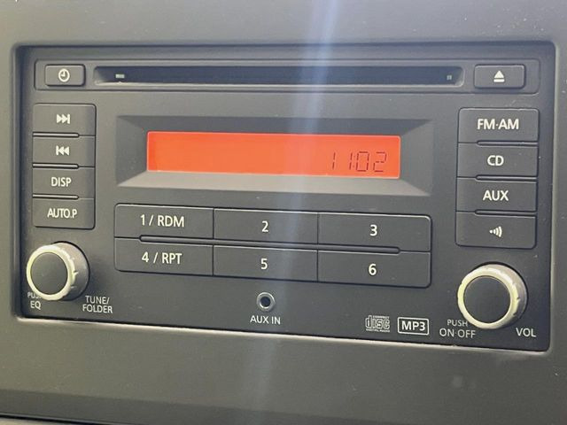 お好きな音楽を車内でお楽しみいただけます♪スピーカー交換・ウーハー追加などの音質向上や、最新ナビ・後席モニター等の取り付けも是非ご相談ください!