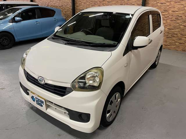 ���΂ߑO����̎ʐ^�ł��B�z�C�[���ɂ̓J�o�[���t���Ă��܂��B