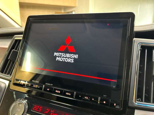 【純正メモリーナビ】音楽を本体に記録できるミュージックサーバーやフルセグTVの視聴も可能です☆高性能&多機能ナビでドライブも快適ですよ☆