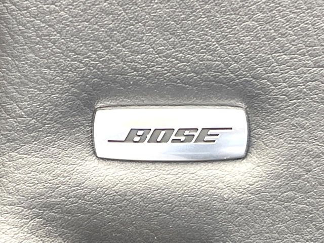 【BOSEサウンドシステム】高度なチューニング能力が搭載されており、高音質な音楽をお楽しみいただけます♪