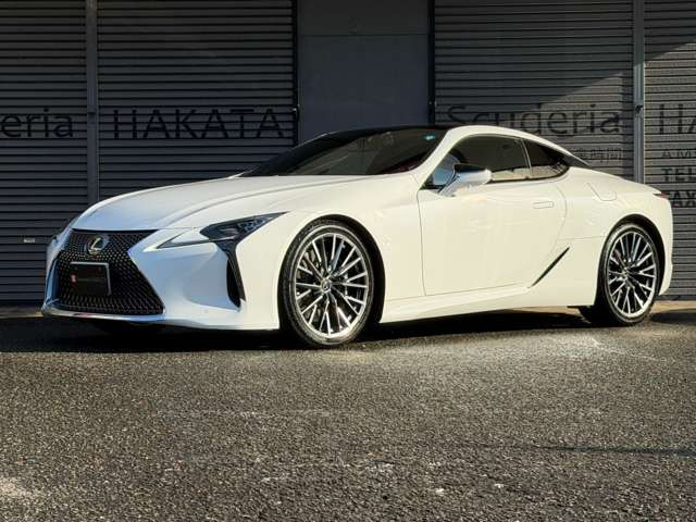 全国納車致します。遠方のかたも下取り、残価設定型ローンご利用可能ですので、お気軽にお問い合わせください。
