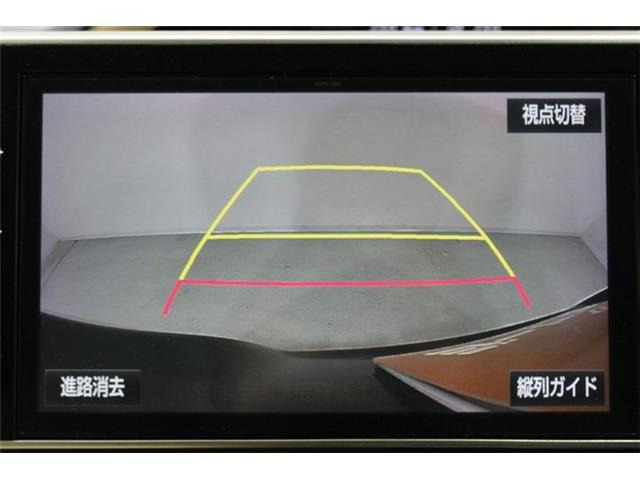大好評のボディコーティング「ハイモースコート」もご納車までに施工可能。雨染みや線傷など中古車だからと諦めていませんか?ピカピカの状態でお乗り出しいただけます。