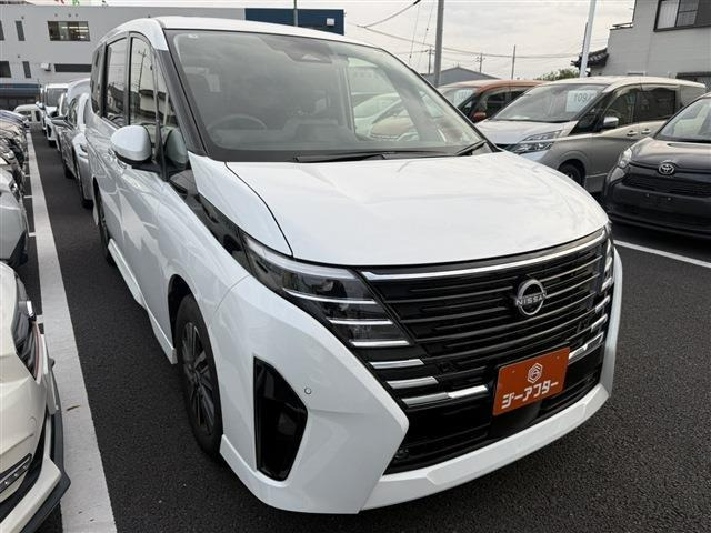 セレナ(日産) 2.0 ハイウェイスターV　禁煙車 ナビ バックカメラ 中古車画像