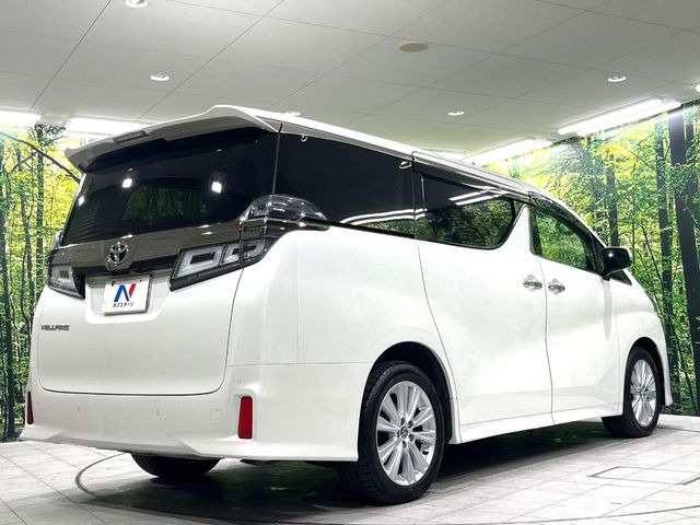 ☆全国のネクステージからお取り寄せが可能※!遠方の店舗に展示してあるクルマが気になる場合も、最寄りの店舗でご覧いただくことが可能です!是非私たちに要望をお聞かせください!※別途費用