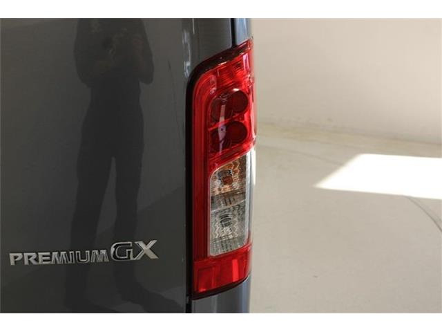 �ቿ�i�ŗǎ��Ȃ��Ԃ�S�Б���3,000�݌ɂ��炨�I�т��������܂��B�c�Ǝ��� 10:00�`19:00