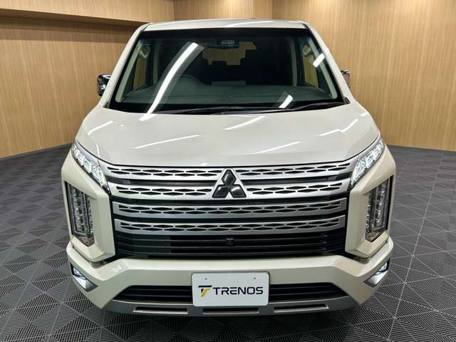 TRENOSには多数、車種様々な在庫がございます。きっとお気に入りの一台に出会えるはずです♪