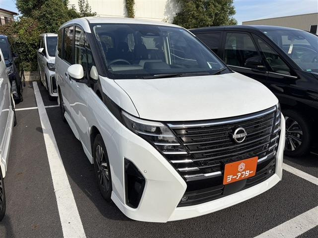 セレナ(日産) 2.0 ハイウェイスターV　禁煙車 ナビ バックカメラ 中古車画像