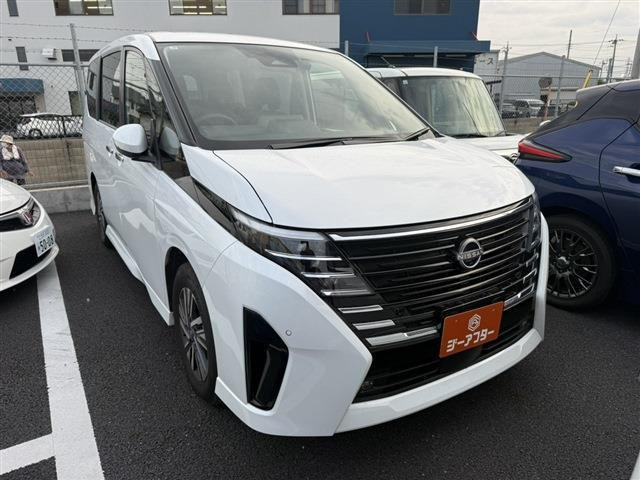 セレナ(日産) 2.0 ハイウェイスターV　禁煙車 ナビ バックカメラ 中古車画像
