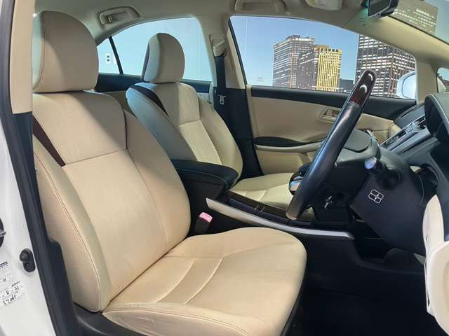 �^�]�Ȃ��L�X�Ƃ��Ă���^�]���₷�������������Ă��܂��������N���[�j���O�����{�ς݂ł��B