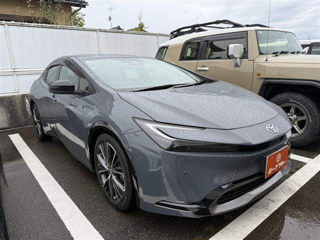 プリウス(トヨタ) 2.0 Z　温冷黒革シート 禁煙車 純正12.3イン 中古車画像
