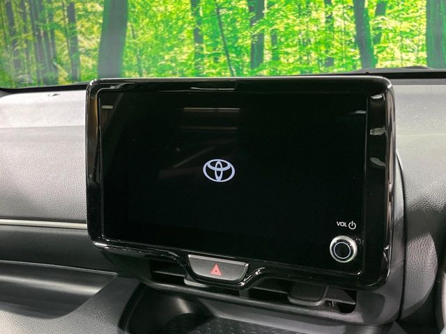【8型ディスプレイオーディオ】お持ちのスマホやMP3プレイヤーとの無線接続で音楽再生が可能!コードで繋ぐわずらわしさも無く、手軽にお気に入りの音楽を楽しめます。