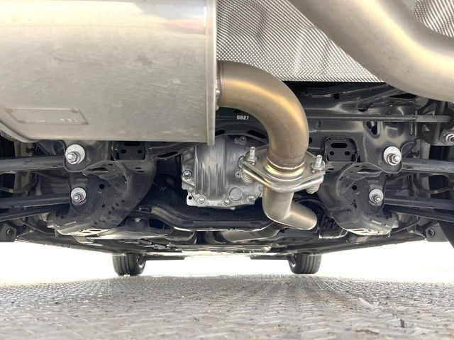 下回りがきれいなうちに、防錆加工の施工がオススメ。降雪地域はもちろん、沿岸部にお住いの方や、趣味でマリン・ウィンタースポーツをされる方にご好評いただいております。