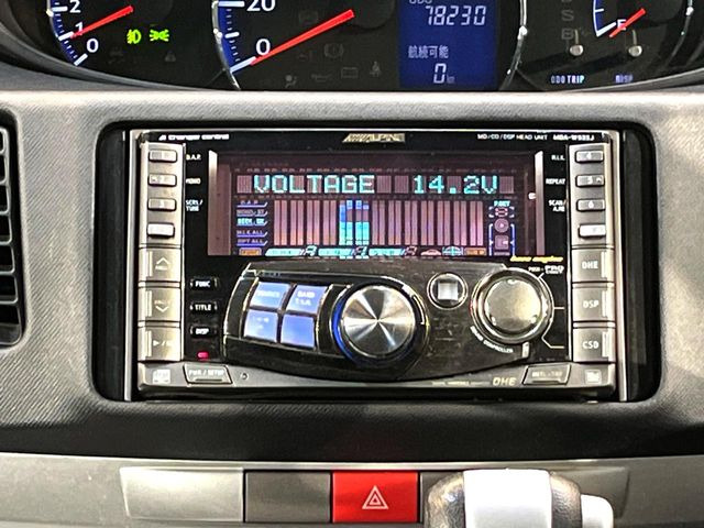 お好きな音楽を車内でお楽しみいただけます♪スピーカー交換・ウーハー追加などの音質向上や、最新ナビ・後席モニター等の取り付けも是非ご相談ください!