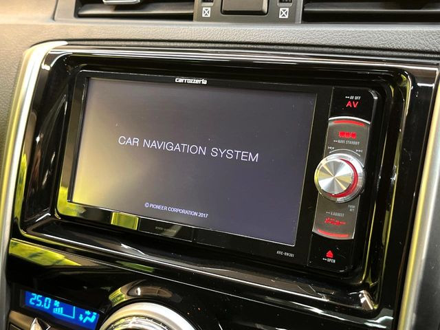 【フルセグTV付ナビゲーション】使いやすいナビで目的地までしっかり案内してくれます。各種オーディオ再生機能も充実しており、お車の運転がさらに楽しくなります!!