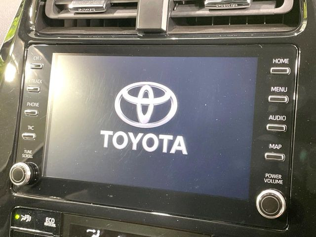 【大画面ナビ】人気の大型9インチナビを装備。存在感のある大画面はインパクト大!ナビ利用時のマップ表示は見やすく、テレビやDVDは臨場感がアップ!いつものドライブがグッと楽しくなります♪