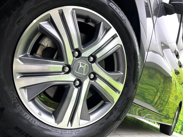 �y����16�C���`�A���~�z�C�[���z�O�ςɃ}�b�`���������A���~�z�C�[���𑕒����Ă���܂��B�e��ЊO�A���~�z�C�[����A�X�^�b�h���X�^�C�����戵�����Ă���܂��B���񂲑��k����������