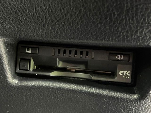 【ETC】高速道路の料金所をストレスなく通過!話題のスポットやサービスエリアに多い「スマートIC」利用時は必須のアイテムです。当店でセットアップを実施、ご納車当日からすぐにご利用いただけます!