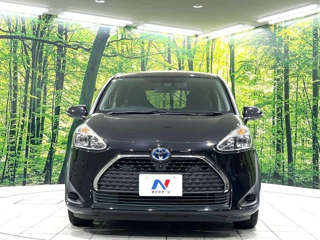 弊社では、全車『修復歴なし』のお車のみ取り扱っております。専任バイヤーによる厳選した仕入れの後、入庫後の車両チェックを行い、ネクステージが認定した高品質な中古車をご提供しております。
