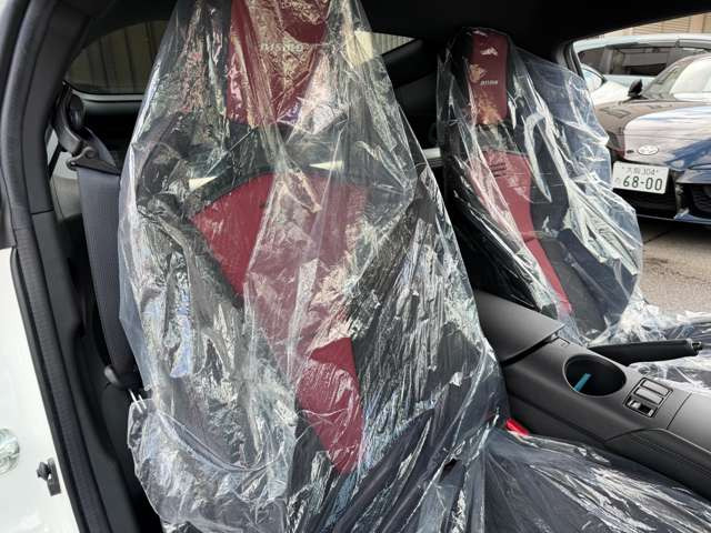 NISMO��p�`���[�j���ORECARO���X�|�[�c�V�[�g(�X���C�h�A���N���C�j���O�A�^�]��/�����)