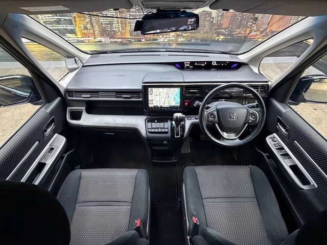 ���Ɍ����s�ɃZ�_���ESUV�𒆐S�Ɂw���l�ł����i�x�œW�����Ă���ǎ����ÎԐ��X�ł��B���̗��C�����Ȃ��̎ԗ�����Ŏ�舵��!�B�֐��n��ōł������ȉ��i���ŗǎ��Ԃ����񋟂ł���悤�w�߂Ă���܂��B