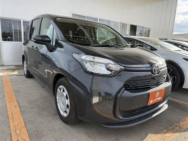 シエンタ(トヨタ) ハイブリッド 1.5 G　禁煙車 純正8インチナビ フルセグTV 中古車画像