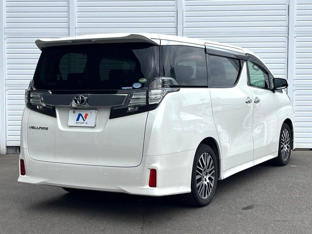 ☆全国のネクステージからお取り寄せが可能※!遠方の店舗に展示してあるクルマが気になる場合も、最寄りの店舗でご覧いただくことが可能です!是非私たちに要望をお聞かせください!※別途費用