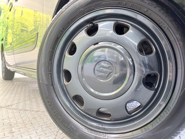 �y�����A���~�z�C�[���z�O�ςɃ}�b�`���������A���~�z�C�[���𑕒����Ă���܂��B�e��ЊO�A���~�z�C�[����A�X�^�b�h���X�^�C�����戵�����Ă���܂��B���񂲑��k����������