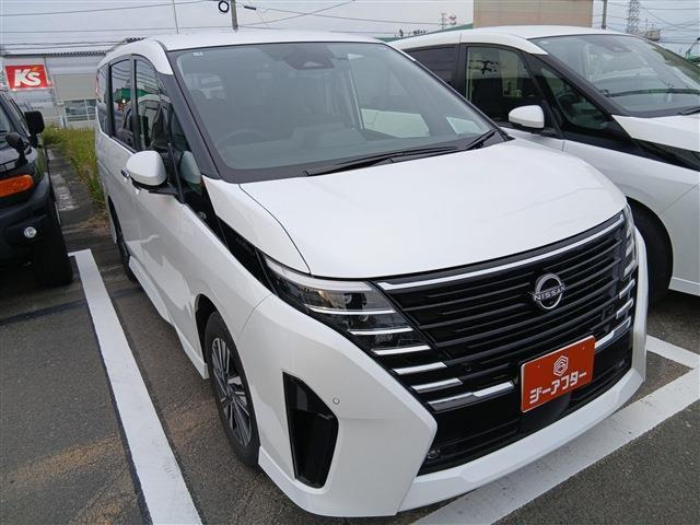 セレナ(日産) 2.0 ハイウェイスターV　禁煙車 カロッツェリアナビ バックカメラ 中古車画像