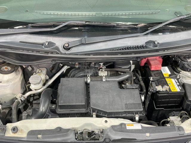 親切・丁寧な専門メカニックスタッフが応対!・車検・点検整備・事故等の修理などアフターサービスも安心。お車のカスタマイズもネクステージのサービススタッフまでご相談ください!