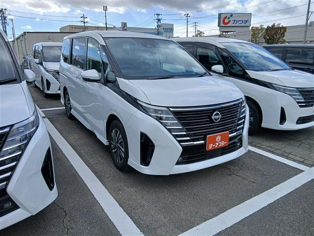 セレナ(日産) 2.0 ハイウェイスターV　禁煙車 カロッツェリアナビ バックカメラ 中古車画像