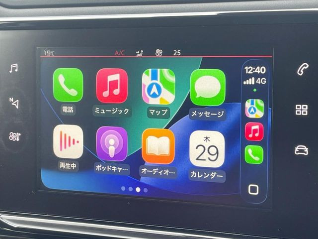 ��Apple Car Play:�X�}�z�Ƃ̗L���ڑ��ŁA�i�r�E�I�[�f�B�I�Đ��ȂǃX�}�z�̃A�v���@�\����ʂł��g����֗��@�\�ł�!