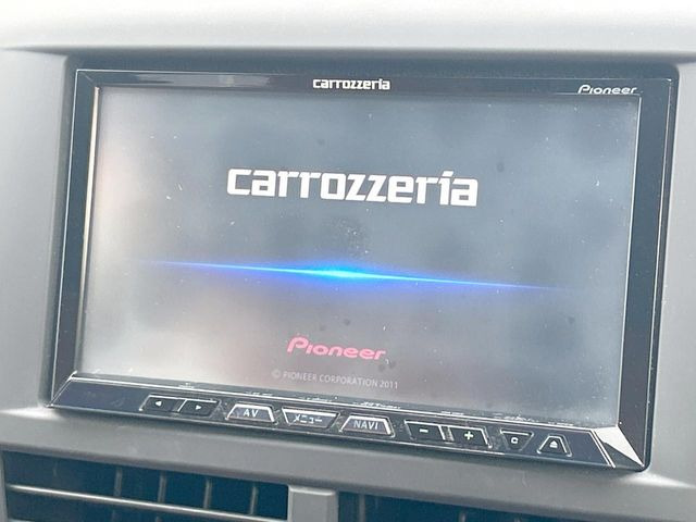 【ナビゲーション】使いやすいナビで目的地までしっかり案内してくれます。各種オーディオ再生機能も充実しており、お車の運転がさらに楽しくなります!!
